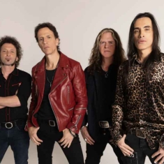 Американская группа Extreme выпустила клип на песню “Here’s To The Losers”