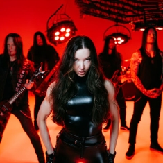 Arch Enemy определились с вокалисткой