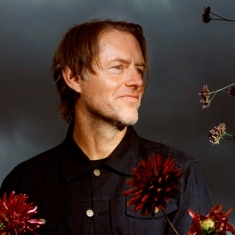 Гитарист Radiohead анонсировал новый сольный альбом