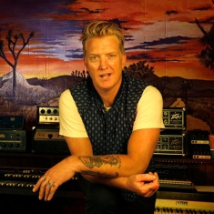 Queens of the Stone Age поделились свежим треком