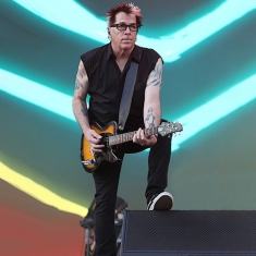 Гитарист The Offspring прекращает выступления