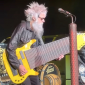 Басист ZZ Top  сыграл на 17-струнной бас-гитаре