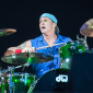 Барабанщик Red Hot Chili Peppers хочет полмиллиона долларов за аренду своего домика на пляже