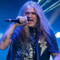 Sebastian Bach поделился новой песней «(Hold On) To The Dream»