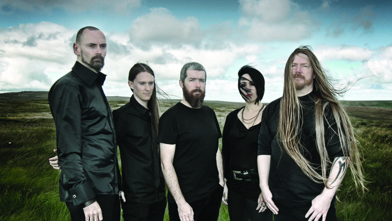 My dying world. Группа my Dying Bride. Вокалист группы my Dying Bride. My Dying Bride 2021. Группа my Dying Bride альбом 2020.